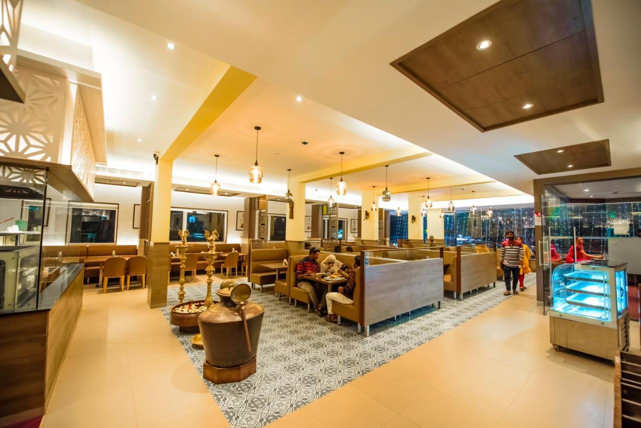 Hotel Annamalai Bahur Exteriér fotografie
